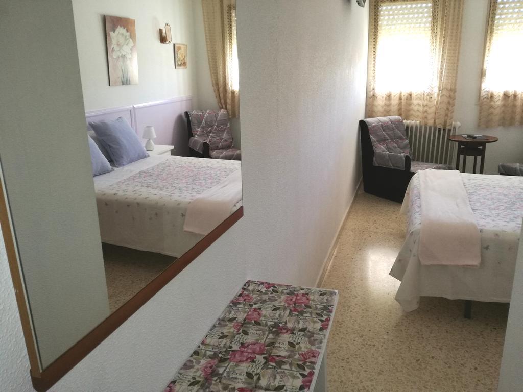 Double or Twin Room,398425455:JPEG