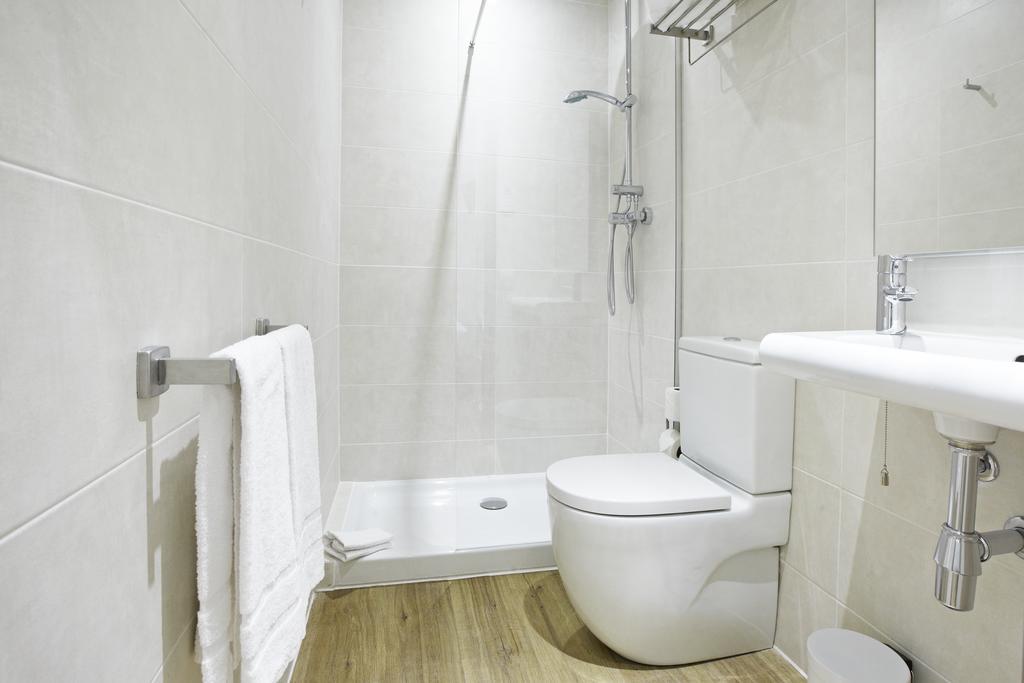 Standard Single Room,765675886:JPEG