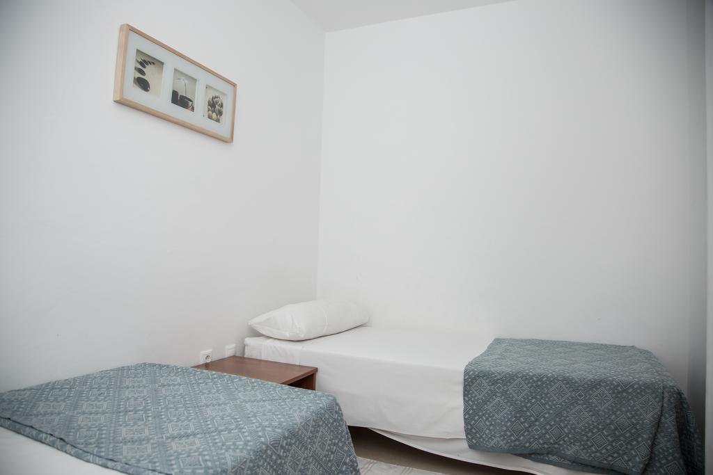 Apartment,464118522:JPEG