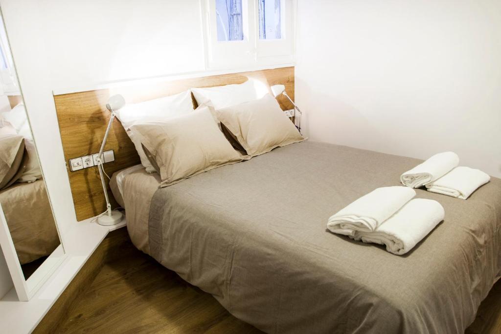 Economy Double Room,49832682:JPEG