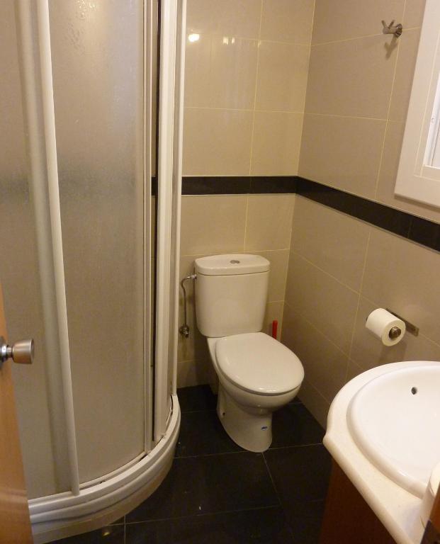 Double Room Private Bathroom,1167282270:JPEG