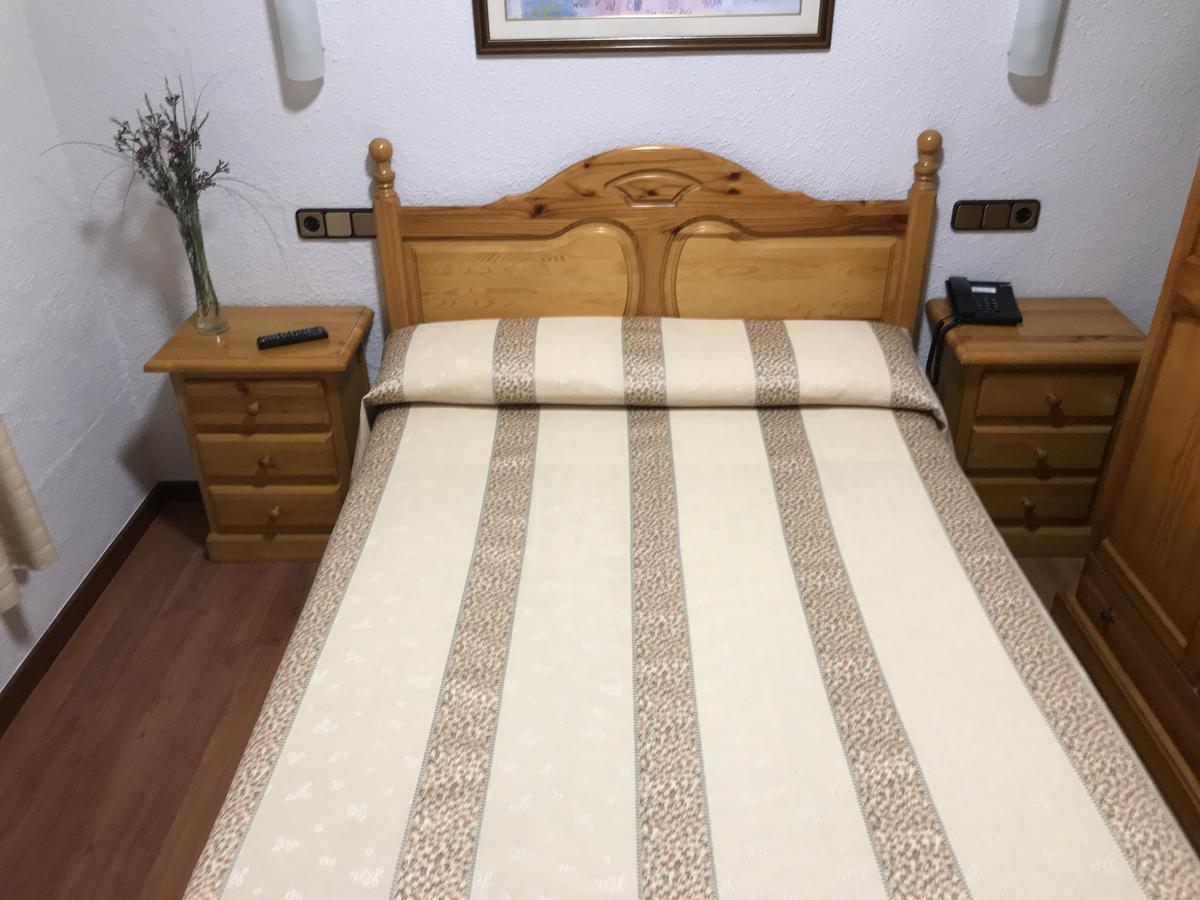 Single Room,1207901947:JPEG
