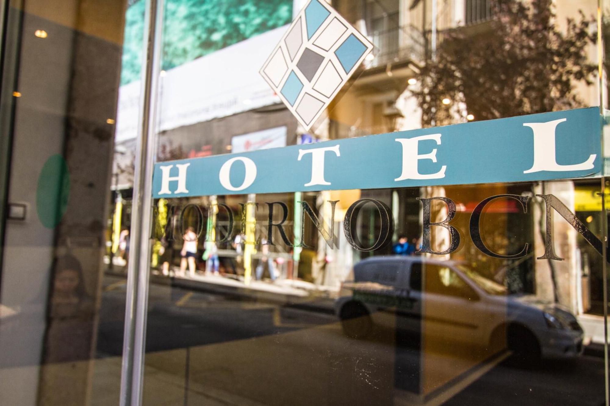 Single Room,704527084:JPEG