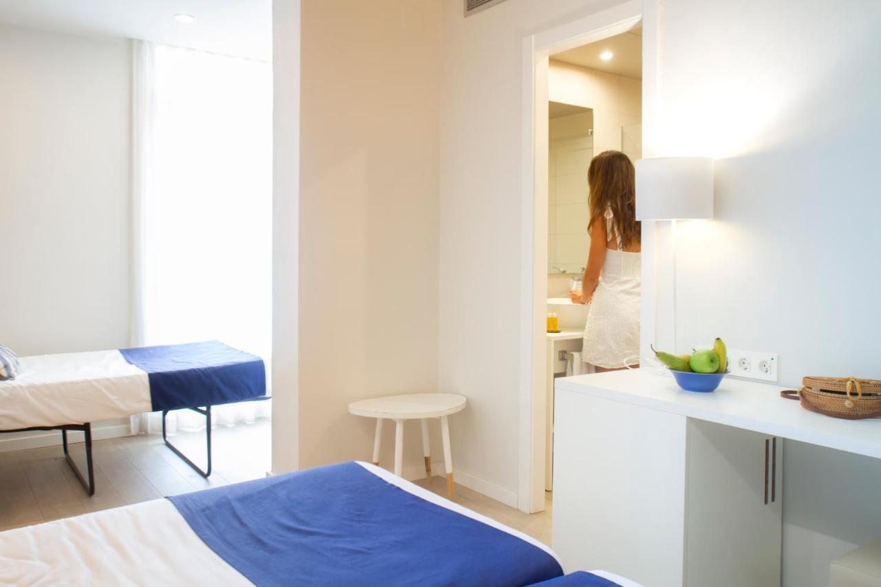 Deluxe Triple Room,736584664:JPEG