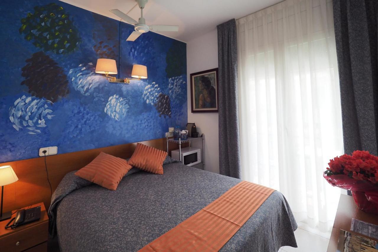 Single Room Balcony,742478788:JPEG