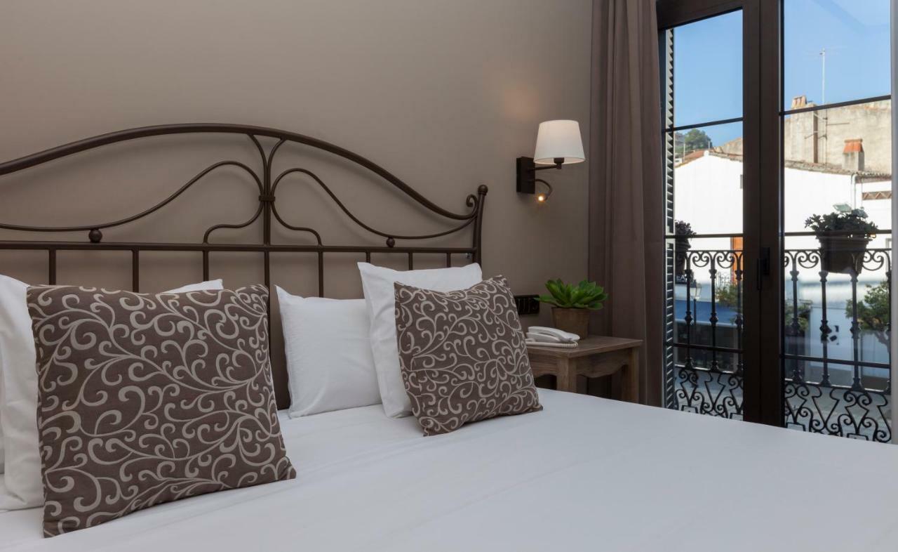 Double or Twin Room Street View