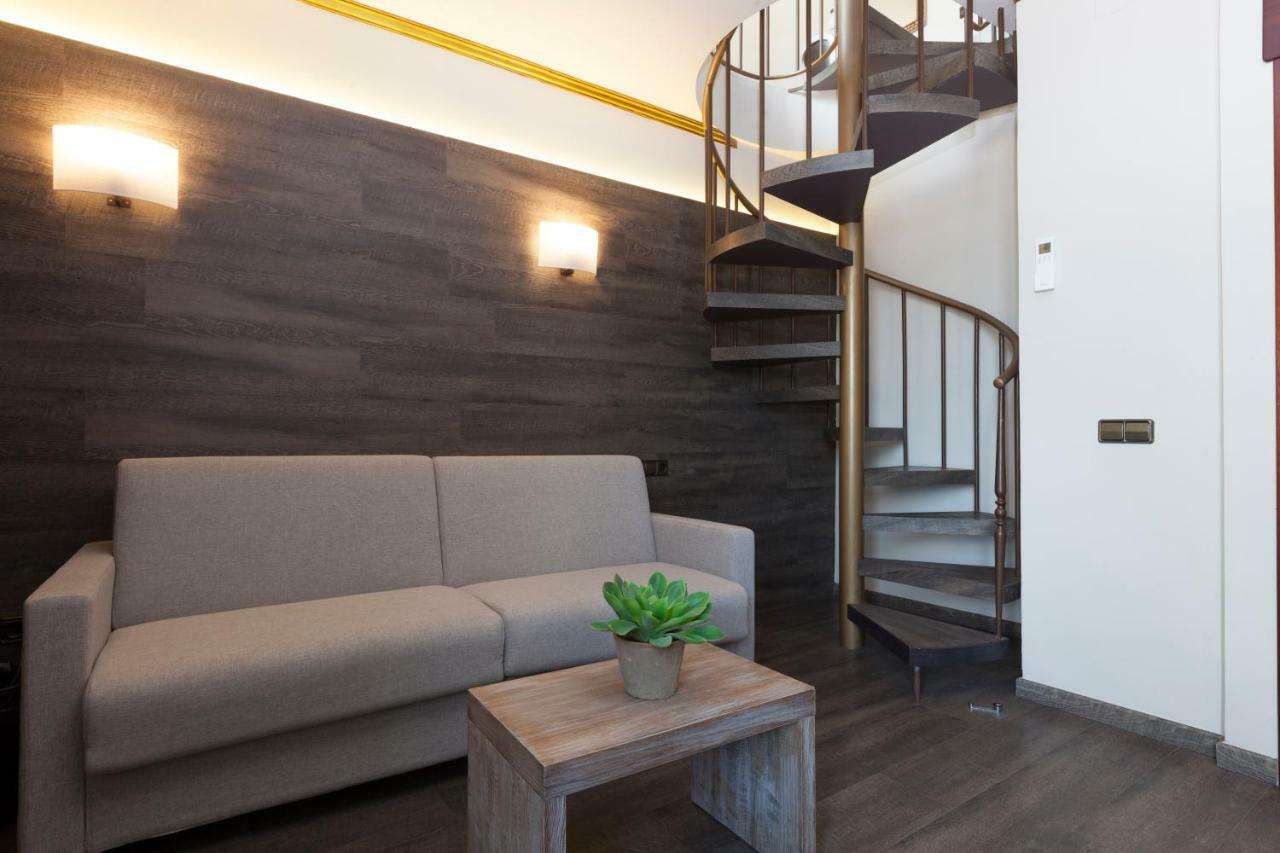 Penthouse Suite