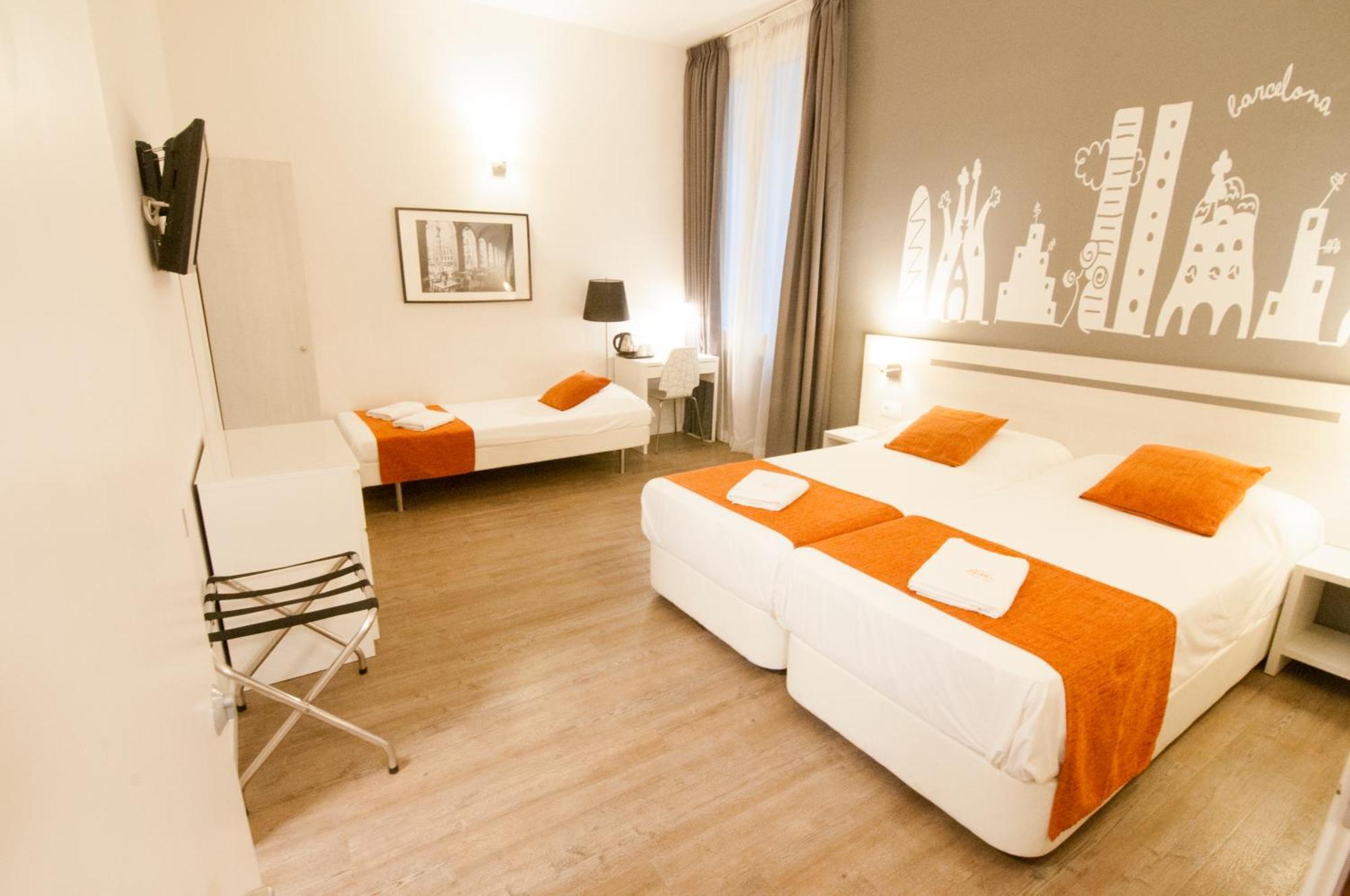 Triple Room