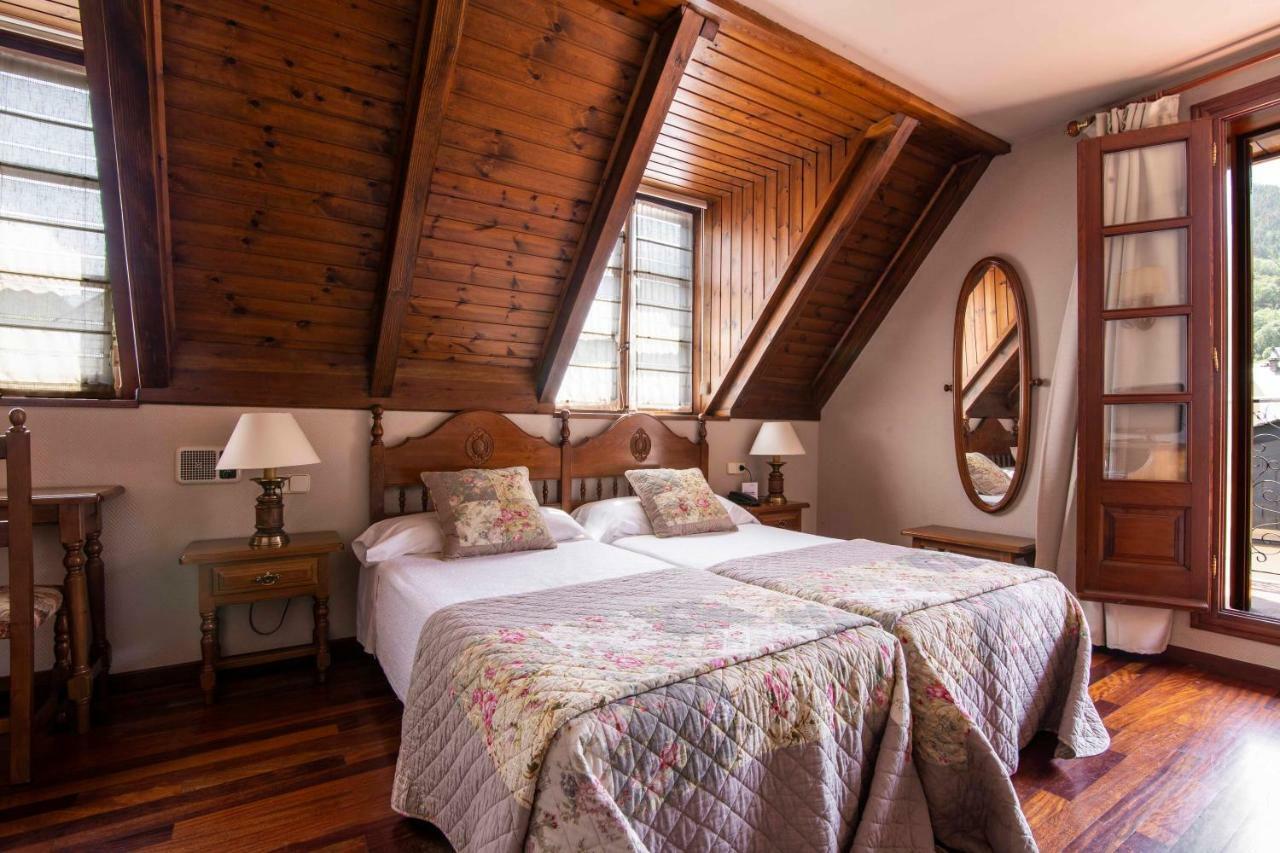 Double or Twin Room,835770461:JPEG