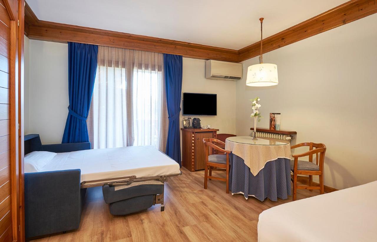 Triple Room Spa Access,965195917:JPEG