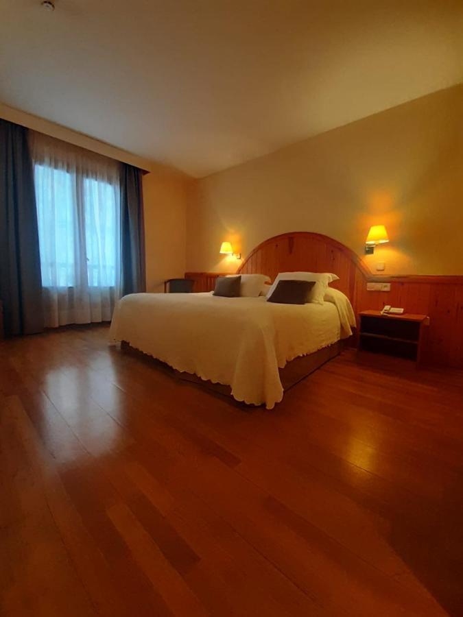 Double Room,396459759:JPEG