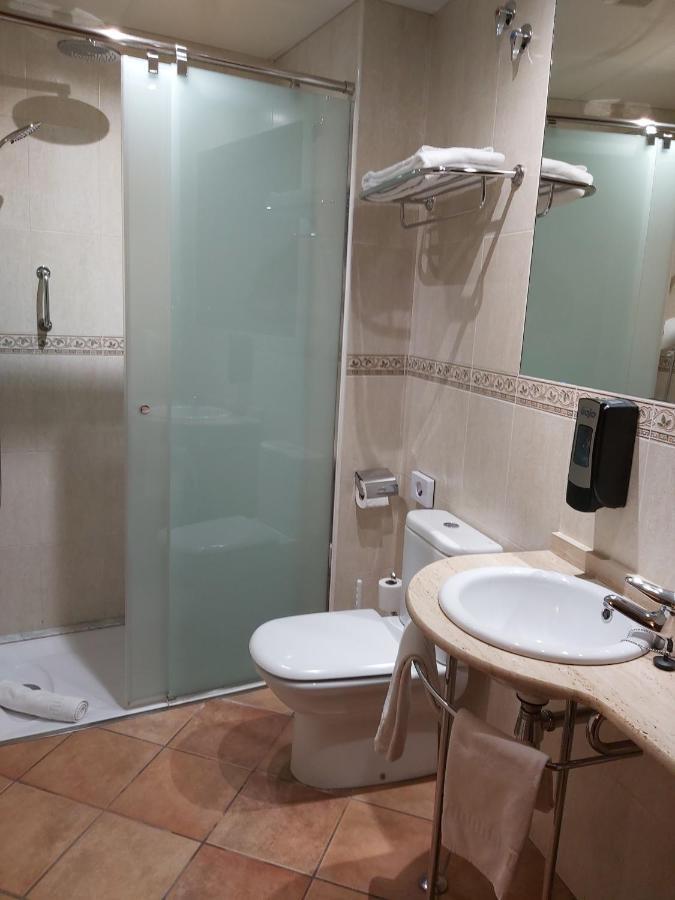 Quadruple Room,974908294:JPEG