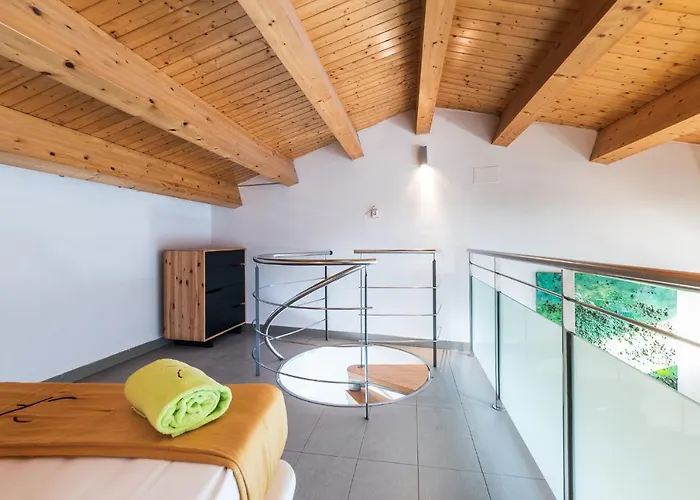 Aparthotel Las Palmeras Castelldefels