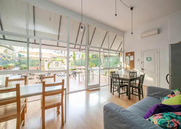 Fabrizzios Terrace Hostel