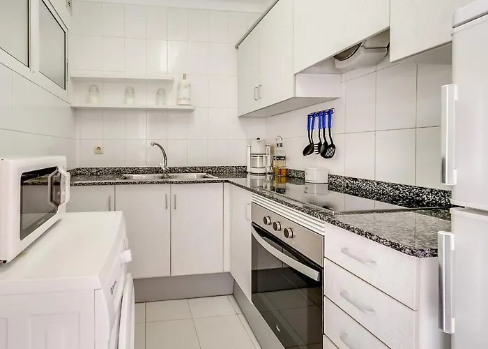 Hauzify I Apartaments Sot Del Morer