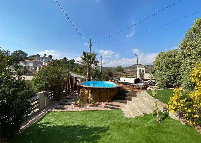 Amazing Vila Close To Sitges, Jacuzzi, Swimming Pool & Exellent Views