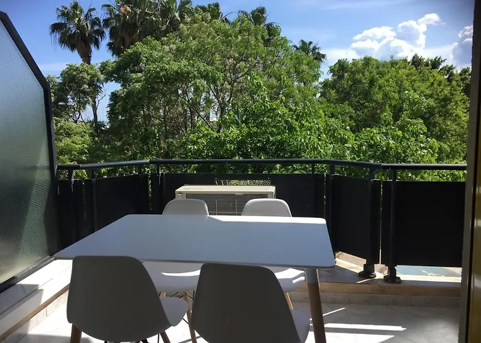 Apartamento Delante Del Puerto Deportivo .