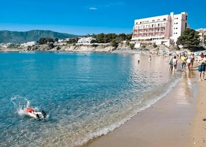 Can Pau Guesthouse