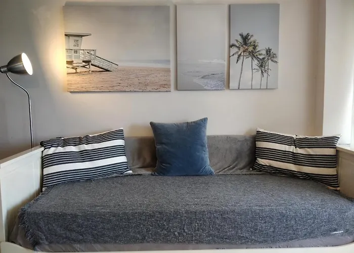 Bonavista Bright Sea View Studio With Balcony