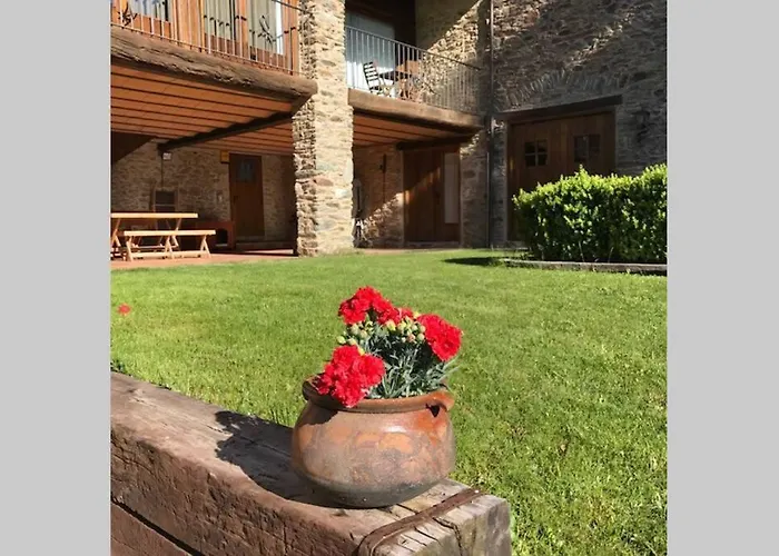 Cal Masover, casa de piedra rehabilitada