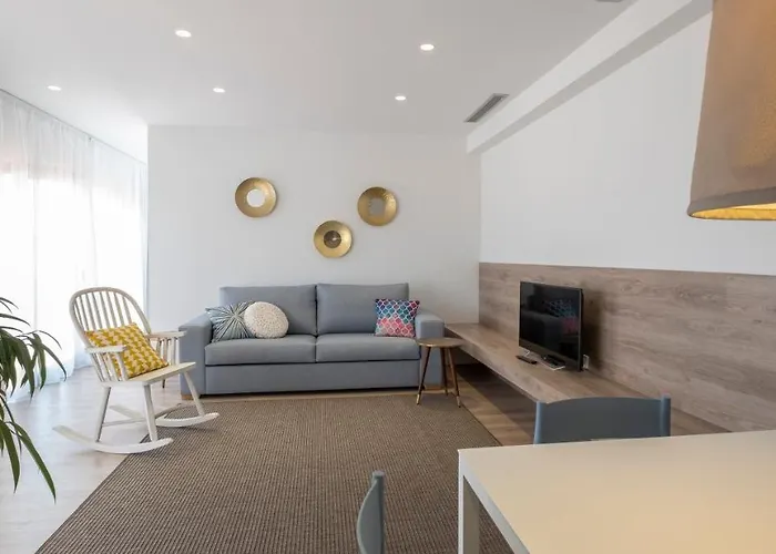 Cliper Apartments By Escampa Hotels