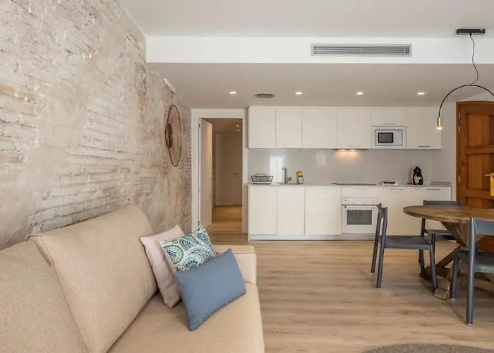 Cliper Apartments By Escampa Hotels