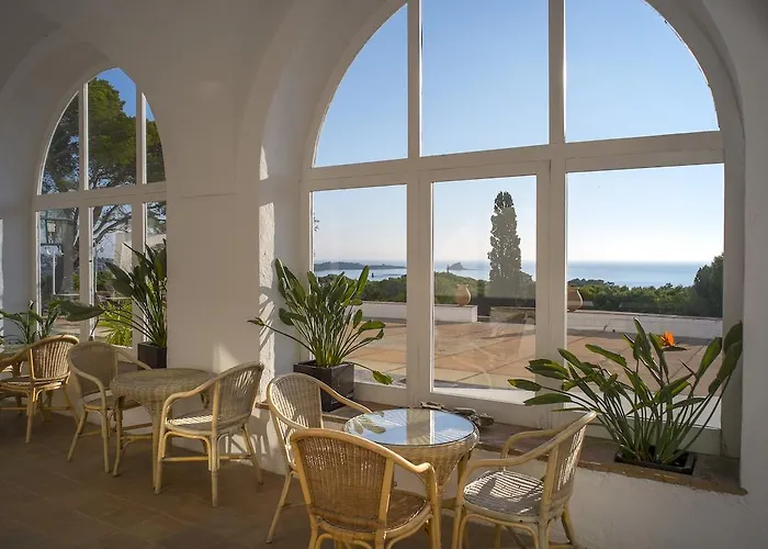 Hotel Rocamar Cadaques
