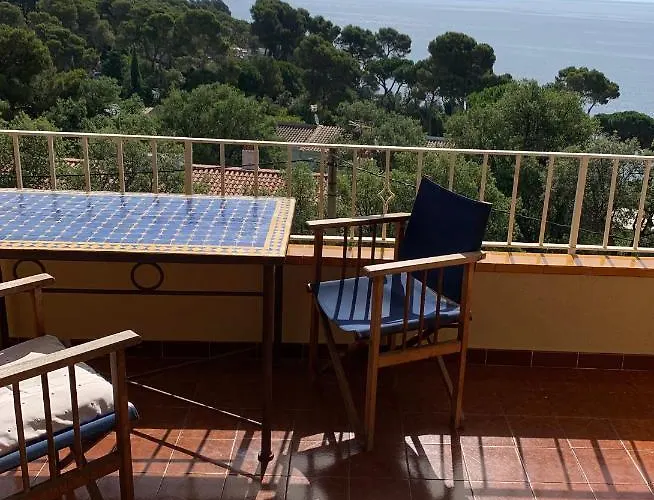Calella de Palafrugell bellísimo apartamento con vistas al mar