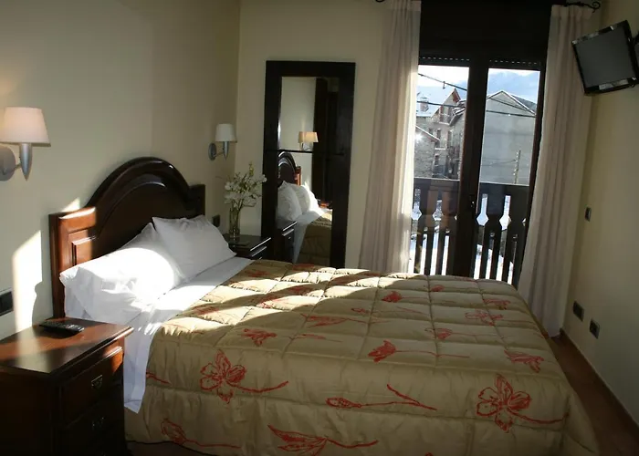 Apartamentos Les Picardes