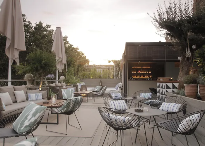 Hotel Oasis