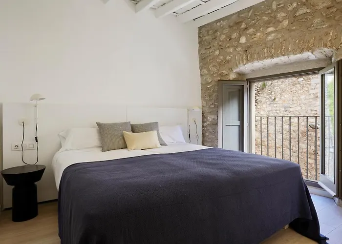 Gaia Apartments & Lofts Girona