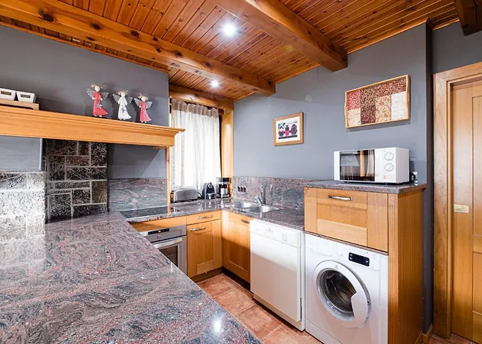 Casa Lola Pirene Chalet 12 Pax Sauna Jacuzzi Piano Vistas Vielha