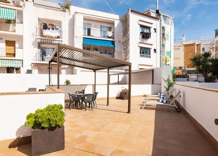 Lucas House Apartments By Sitges Group