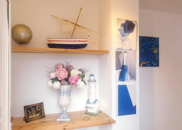 Tramuntana, casa amb bones vistes a mar, T