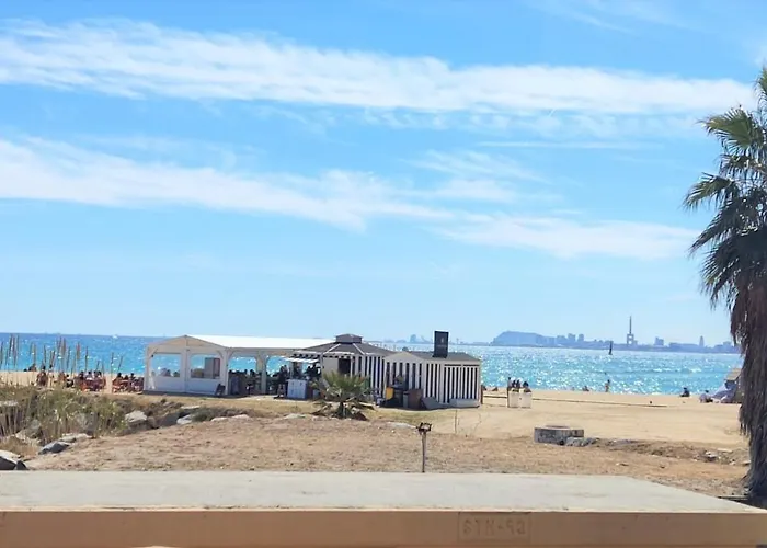 Marina Port & Beach-Apartment