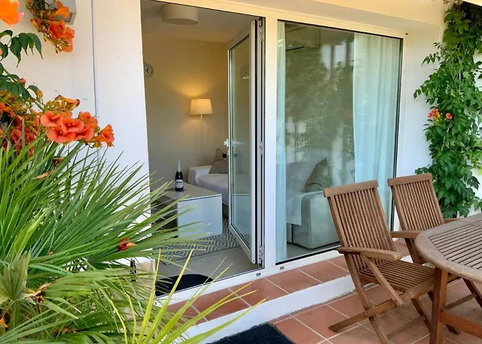 Studios Coll, Terrace&Pool