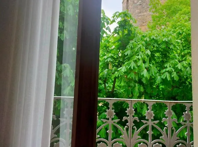 CAN PLANAS Soleado, amplio con vistas y parking