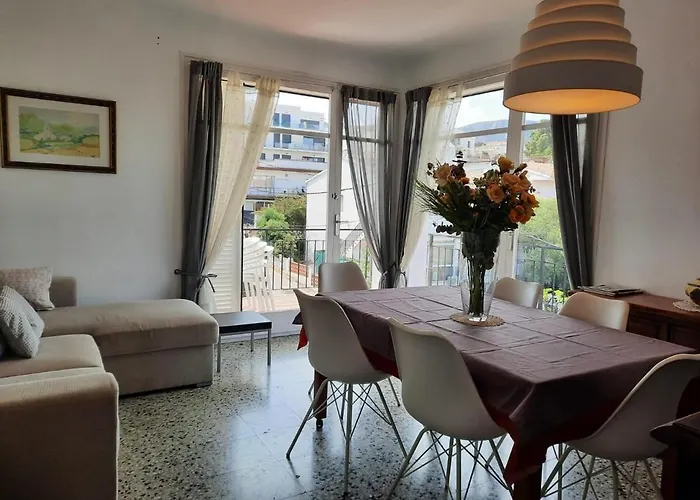 Grande Villa Familiale A Llanca Avec Wifi Et Climatisation