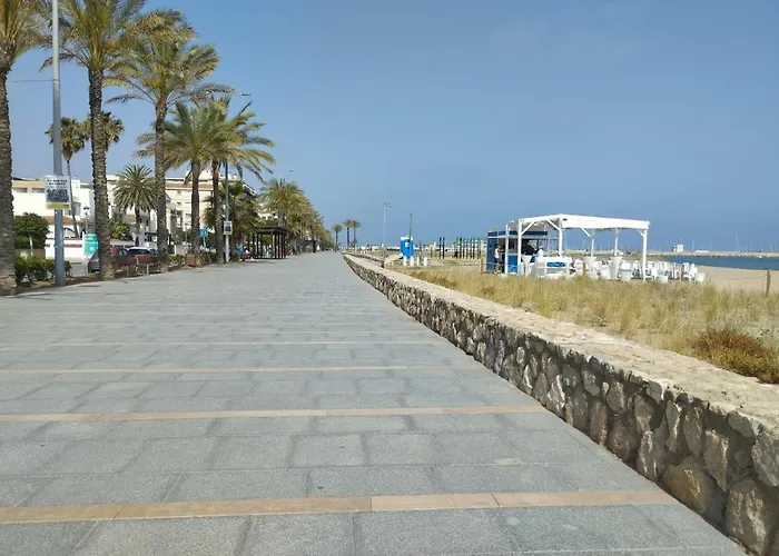 Ático Frente al Mar con Parking para 5 personas