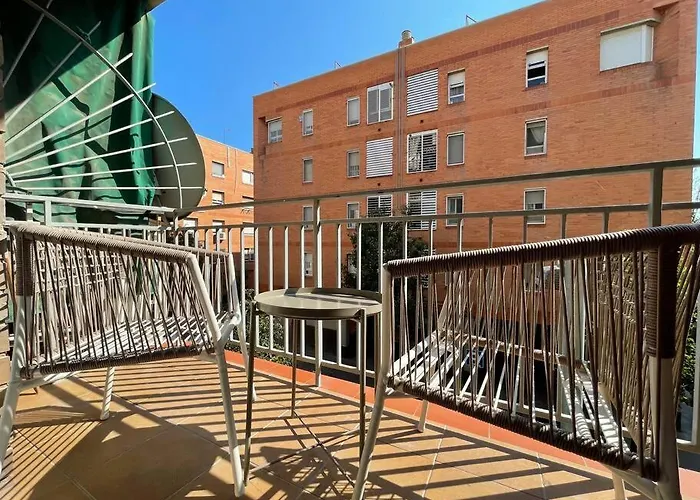 Superflat Near Beach 15' Center