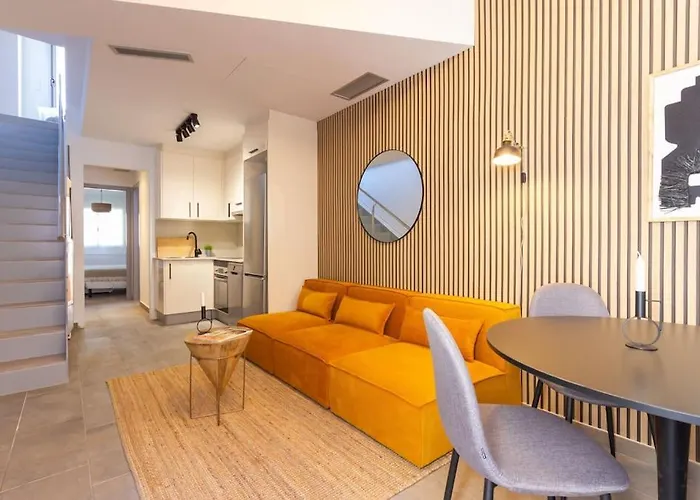 Duplex With Terrace Near Bcn