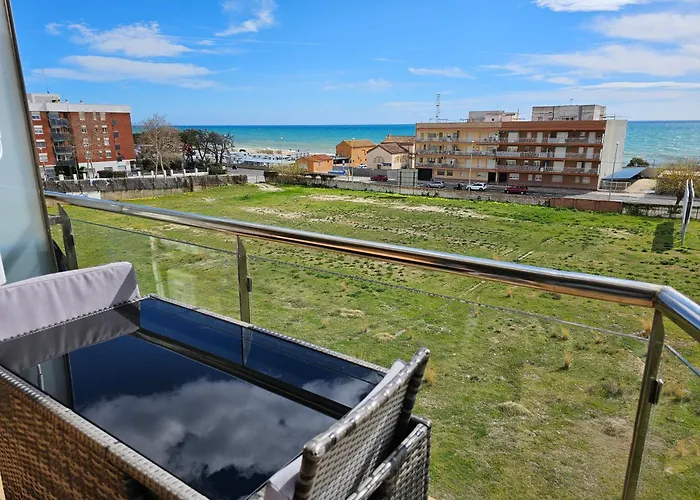 Apartment Beach Front Canet