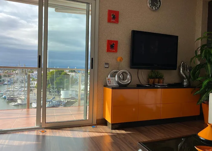 Vue Panoramique sur la Mediterrannée, appartement sur canal&proche plage