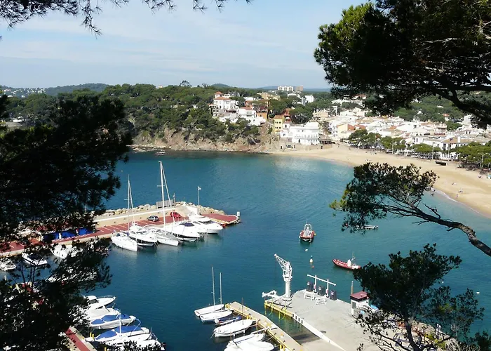 Villa Monturiol