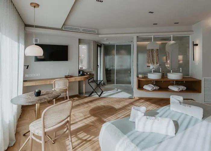 Hotel Petit Luxe