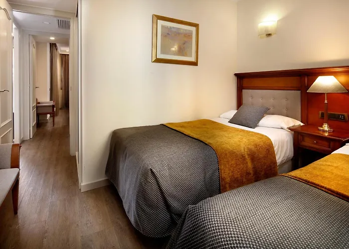 Apartaments-Hotel Hispanos 7 Suiza