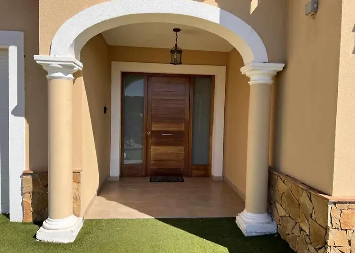 Casa Mas Ambros Con Piscina Desbordante