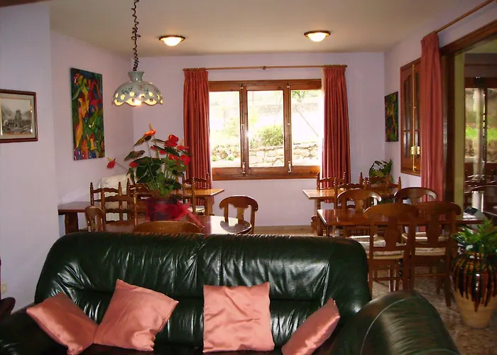 Hostal L'Escon