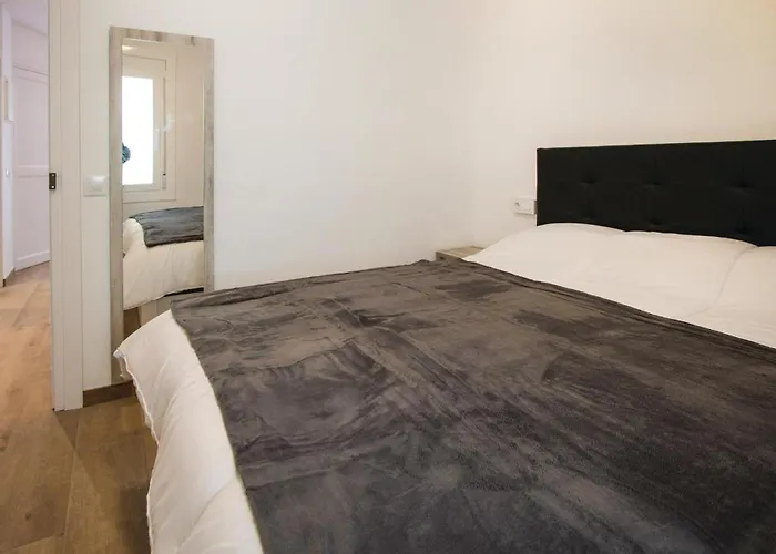 Lovely Apartment In Blanes With Wifi
