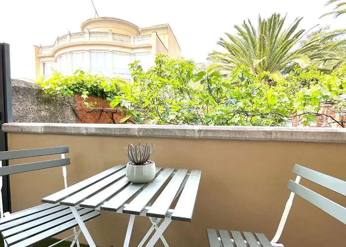 Centro con terraza blco by Prestigi